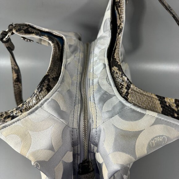 Coach # 17689 Limited Edition Madison OP Art Sateen Maggie Shoulder Bag - Picture 12 of 15